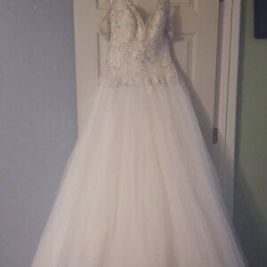 Allure Romance Weddimg Dress